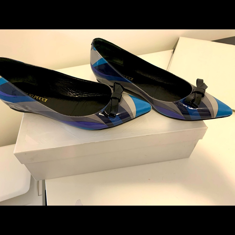 Flats shoes by Emilio Pucci